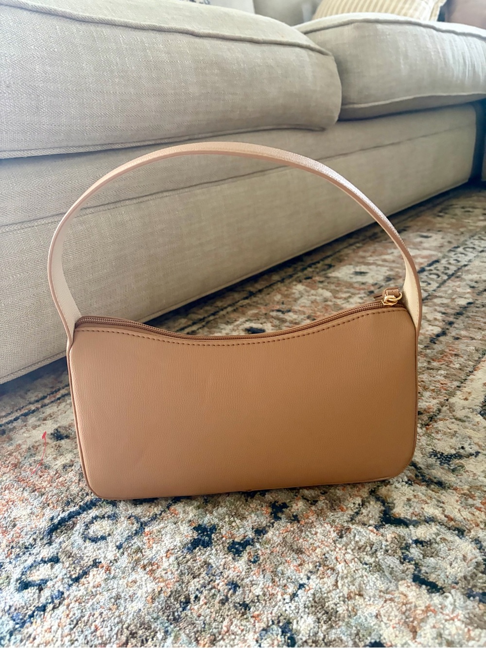 TOMMY HILFIGER Solid Beige Pu Hand Bag - Picture 3 of 10